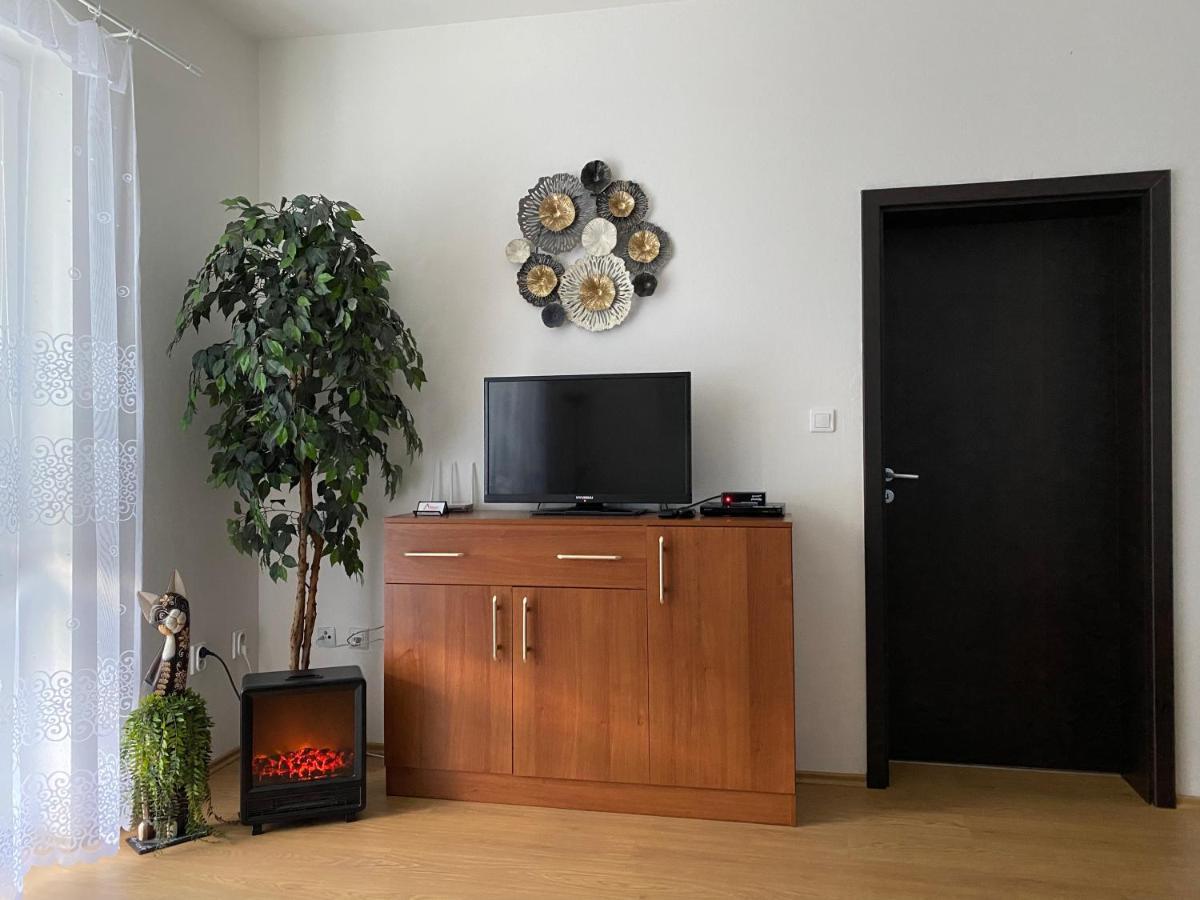 Apartments Monty โปดไฮสกา ภายนอก รูปภาพ