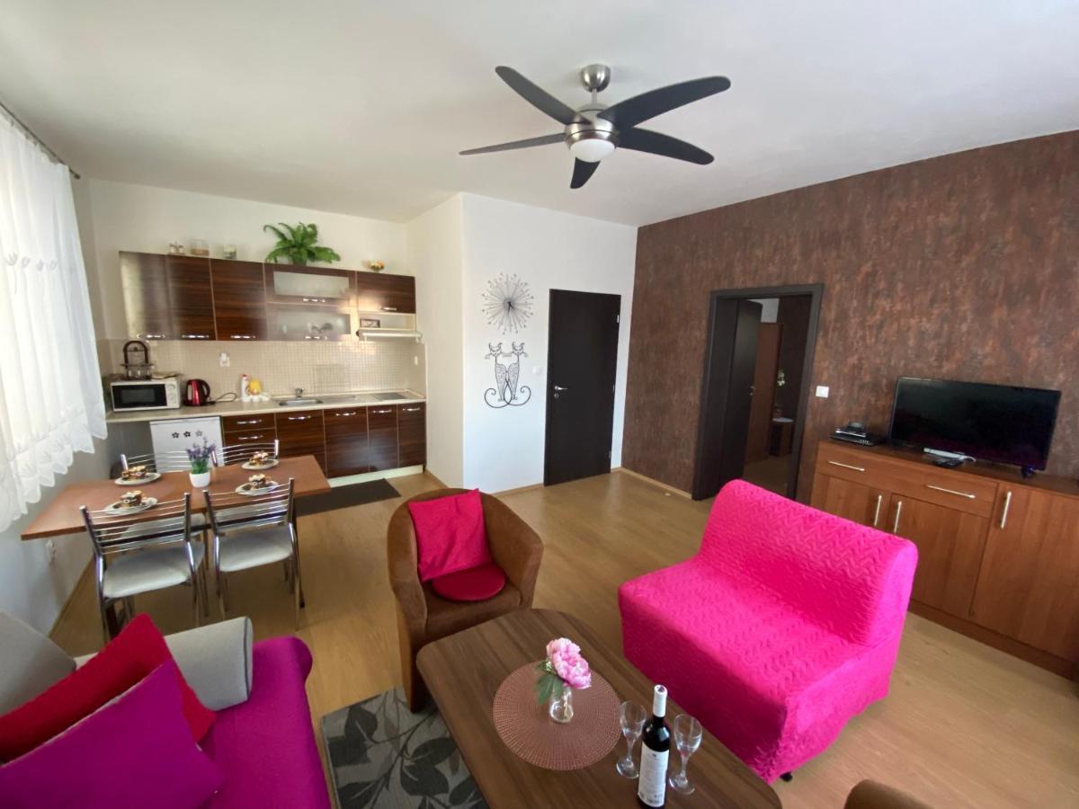 Apartments Monty โปดไฮสกา ภายนอก รูปภาพ