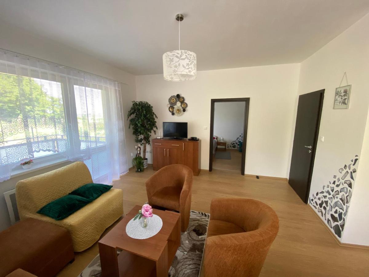 Apartments Monty โปดไฮสกา ภายนอก รูปภาพ