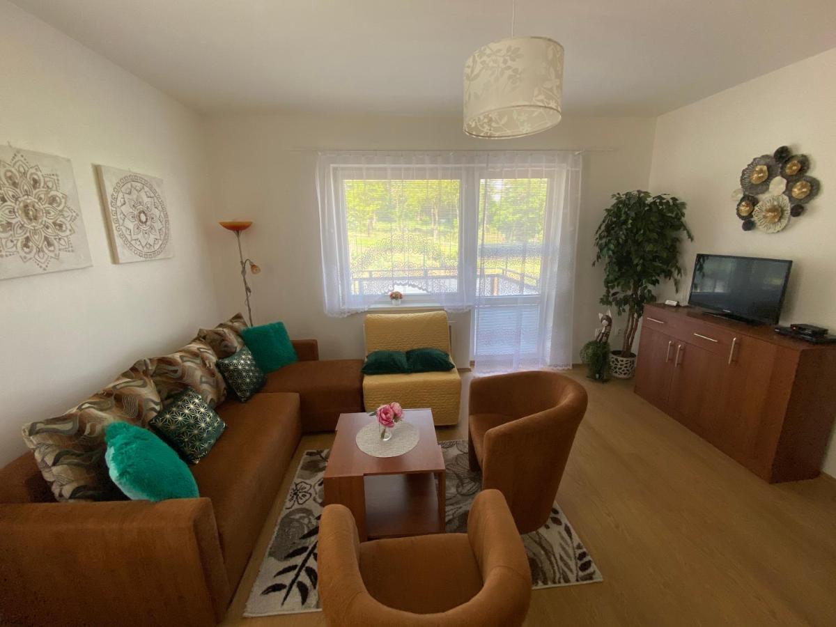 Apartments Monty โปดไฮสกา ภายนอก รูปภาพ